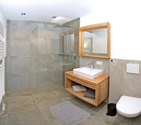 marios-hittn_bad_app1_panorama_4648-4658_1_03.07.25